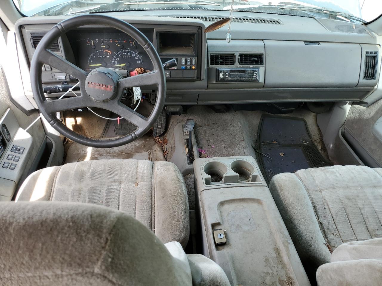 1995 Chevrolet Suburban K1500 VIN: 1GNFK16K9RJ330947 Lot: 56906735