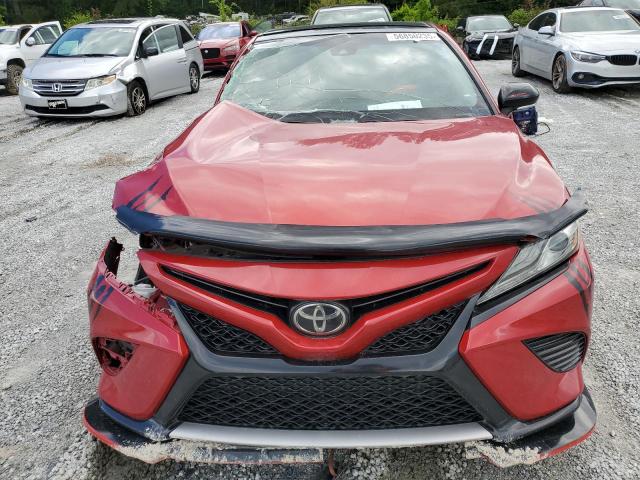  TOYOTA CAMRY 2019 Czerwony