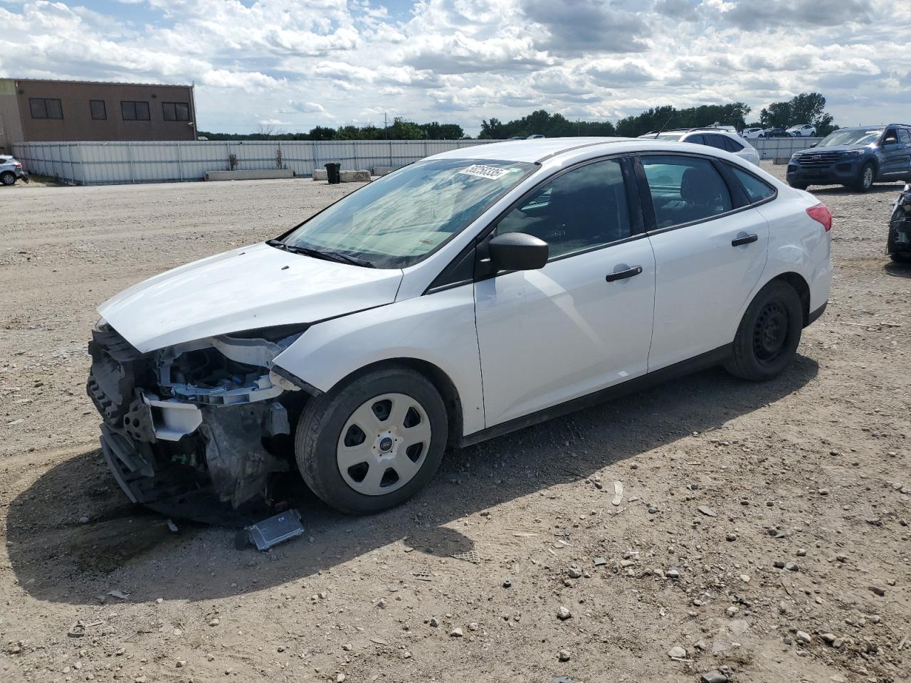 2018 Ford Focus S იყიდება Kansas City-ში, KS - Front End