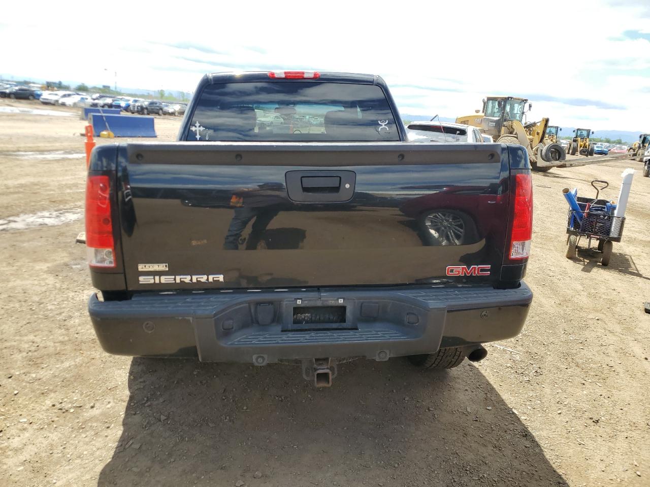2010 GMC Sierra K1500 Denali VIN: 3GTRKXE24AG259902 Lot: 57266185