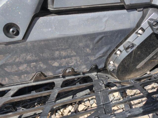 2022 SKIDOO SUMMIT X 8  