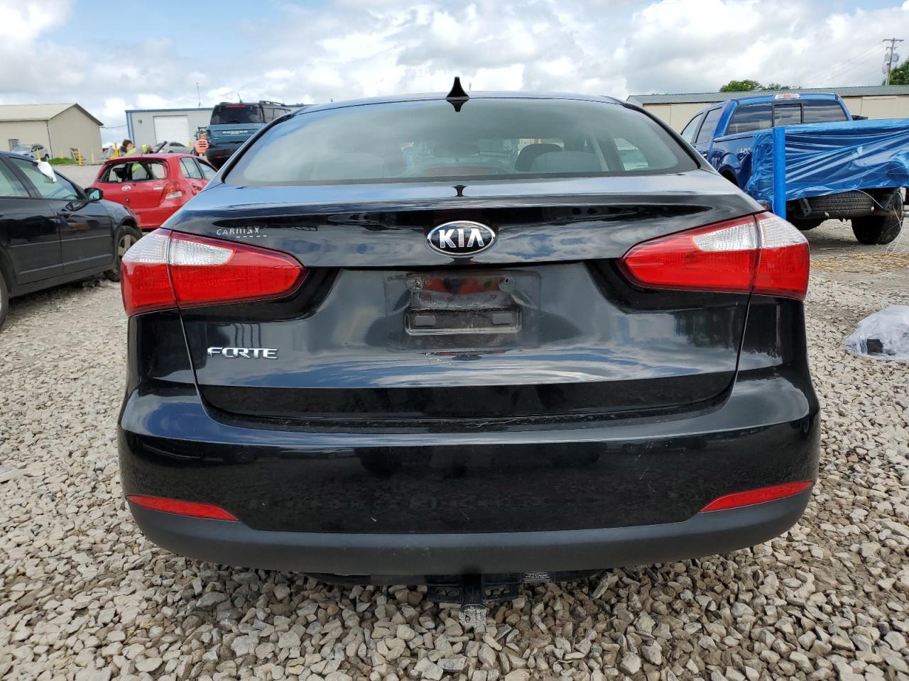 2015 Kia Forte Lx VIN: KNAFX4A68F5263894 Lot: 57037845