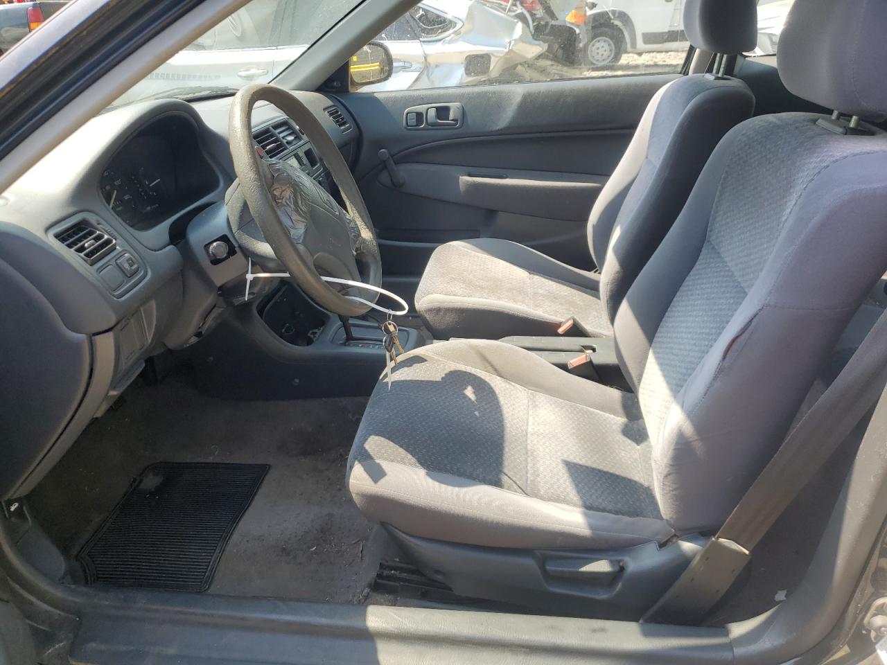 1998 Honda Civic Dx VIN: 2HGEJ6449WH121392 Lot: 55127655