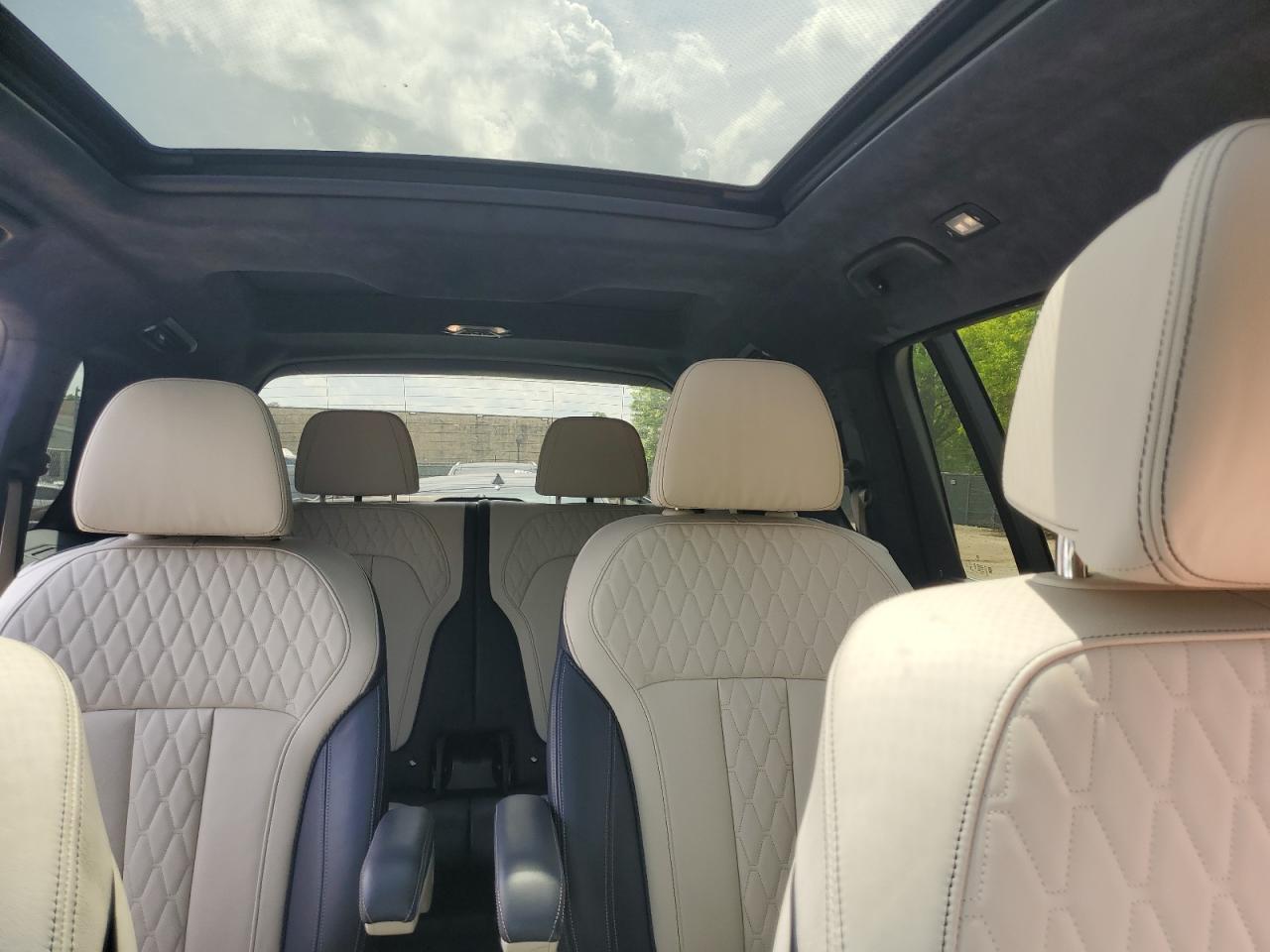 2019 BMW X7 xDrive50I VIN: 5UXCX4C55KLB39891 Lot: 54936275
