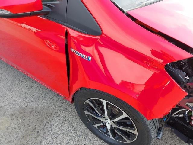 2019 TOYOTA YARIS ICON