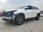 2019 Toyota Highlander Le   for Sale in Grand Prairie, TX - Front End