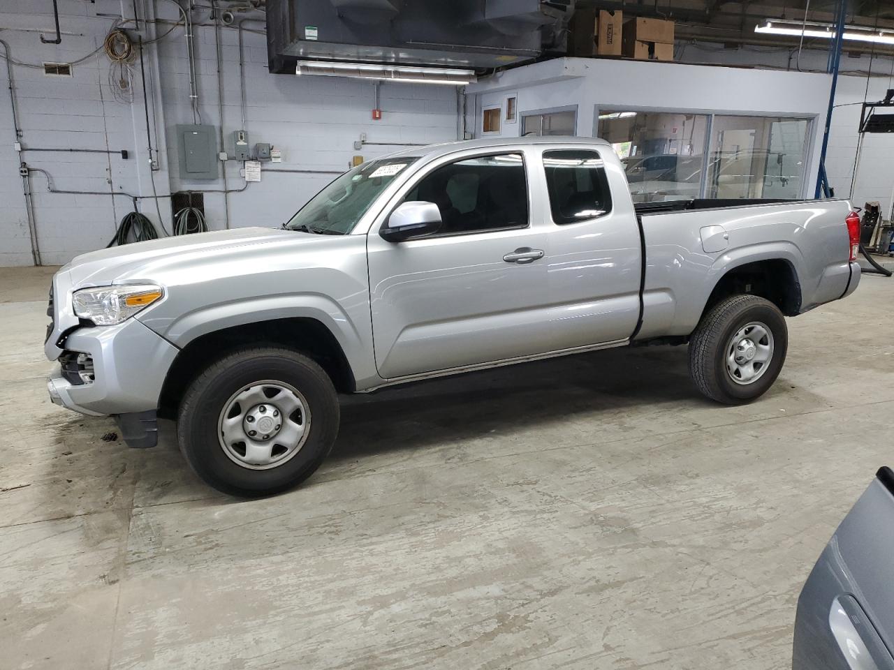 2017 Toyota Tacoma Access Cab იყიდება Wheeling-ში, IL - Front End