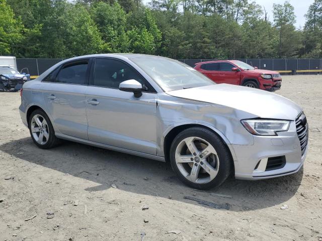 AUDI A3 2018 Серебристый