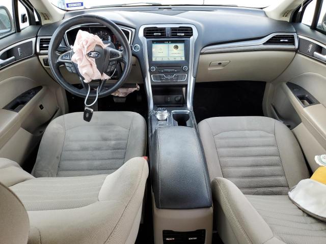  FORD FUSION 2018 Beżowy