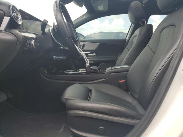  MERCEDES-BENZ A-CLASS 2019 Biały