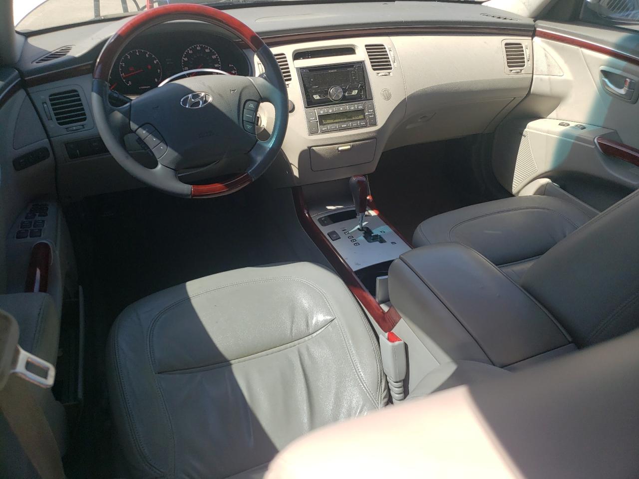 2008 Hyundai Azera Se VIN: KMHFC46F18A290285 Lot: 58763145