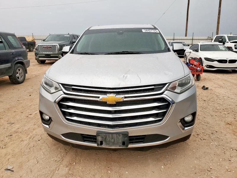  CHEVROLET TRAVERSE 2019 Серебристый