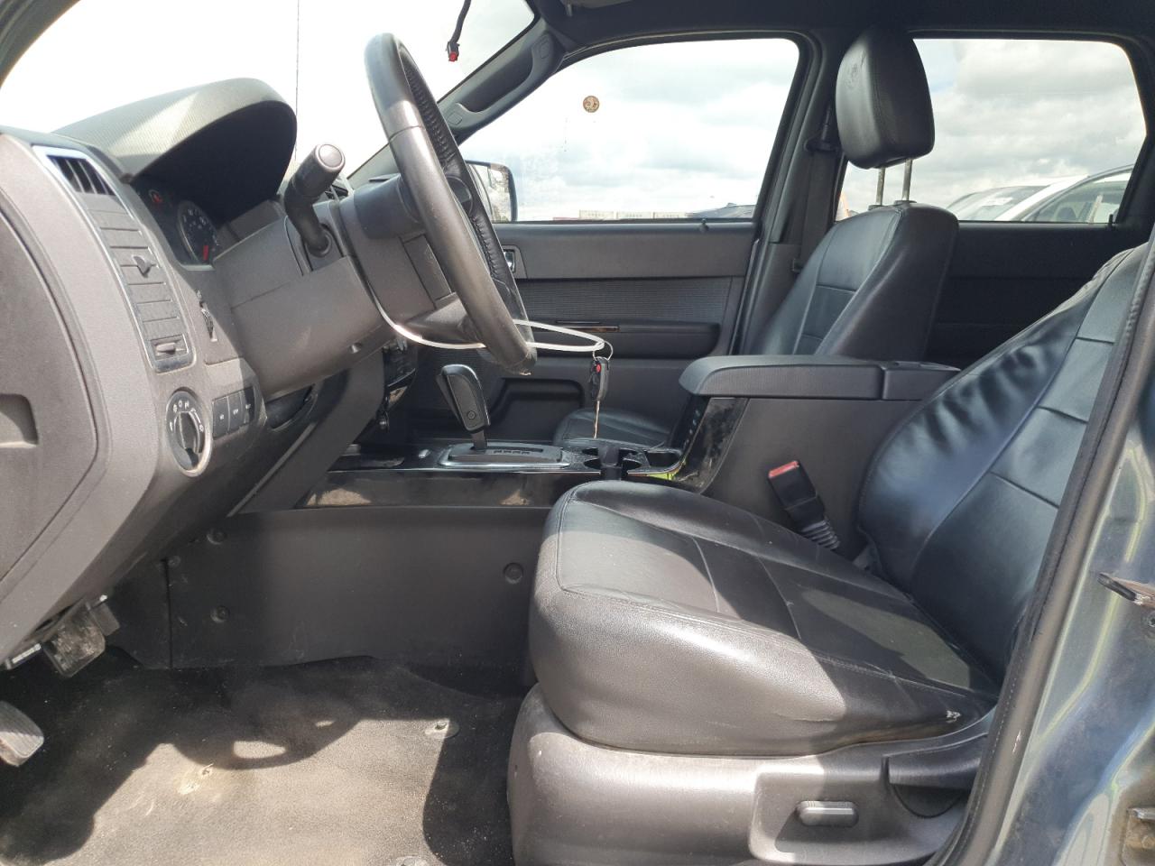 2011 Ford Escape Limited VIN: 1FMCU0E77BKC61667 Lot: 56493325