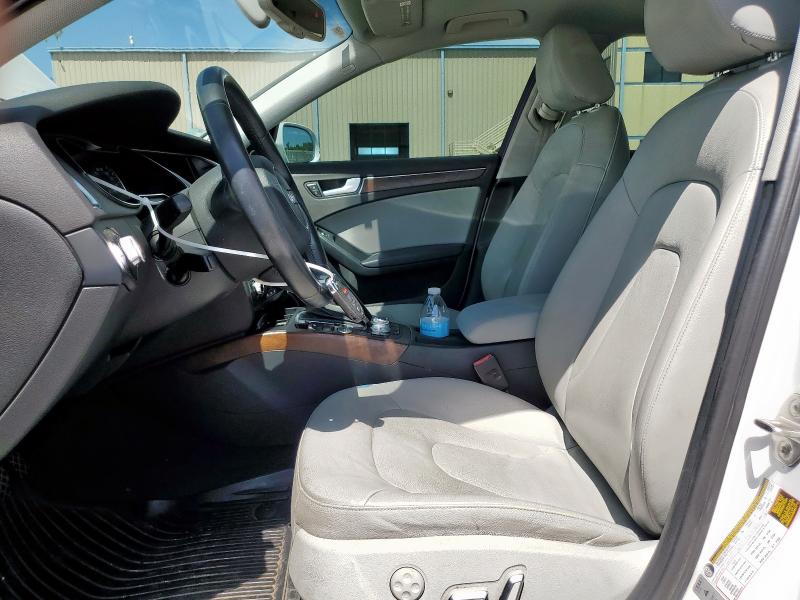  AUDI A4 2015 White