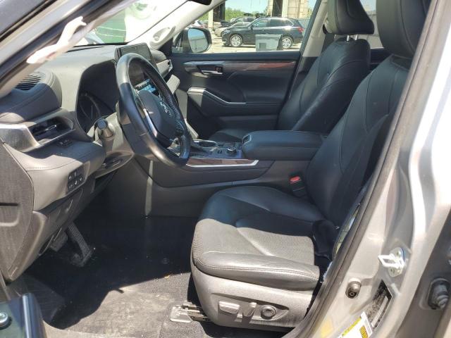  TOYOTA HIGHLANDER 2021 Srebrny