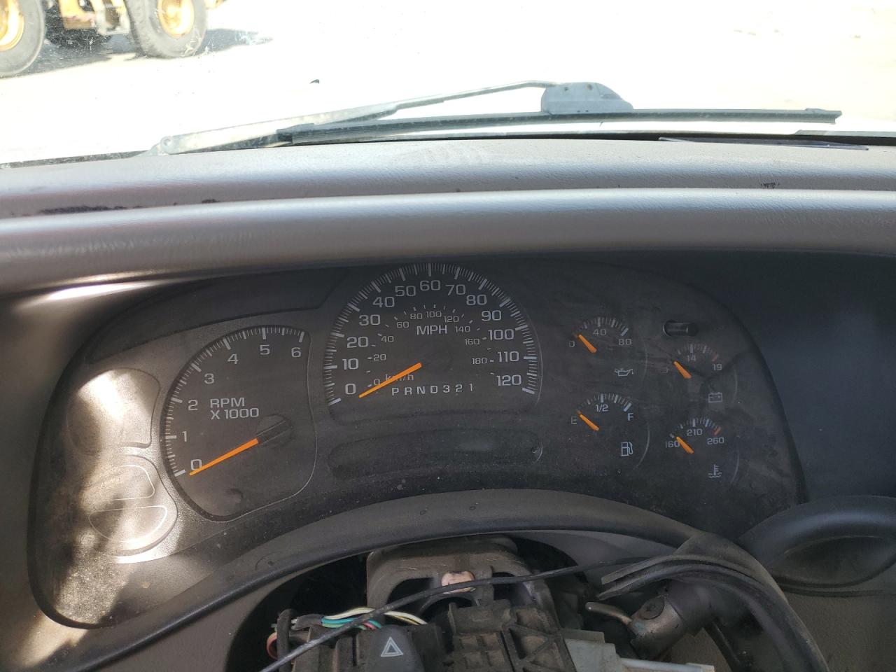 2005 GMC New Sierra K1500 VIN: 2GTEK13T551225165 Lot: 56536585