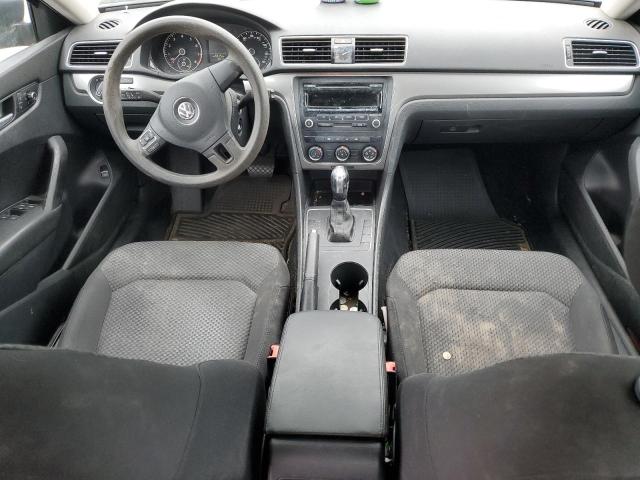 Sedans VOLKSWAGEN PASSAT 2013 Szary