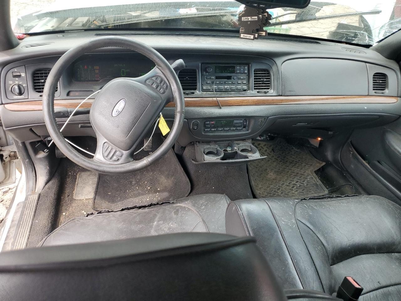 2002 Ford Crown Victoria Lx VIN: 2FAFP74WX2X128334 Lot: 58035665