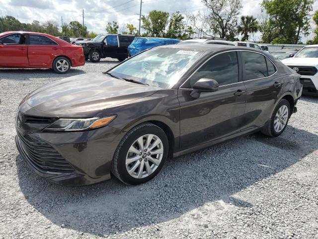  TOYOTA CAMRY 2018 Серый