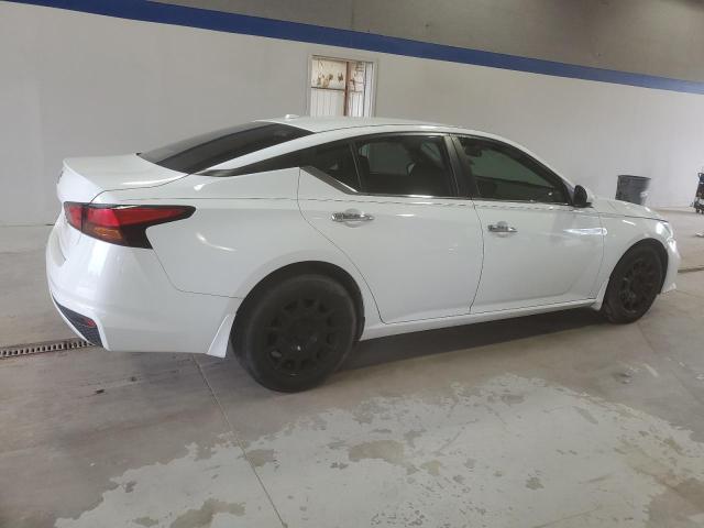 NISSAN ALTIMA 2019 White