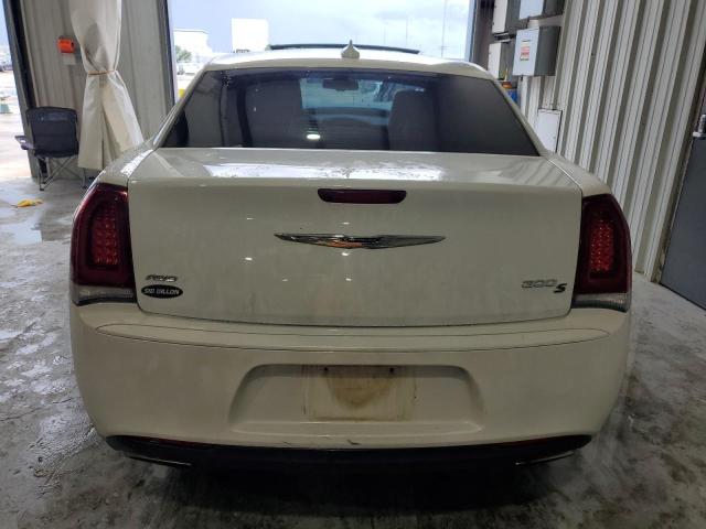Sedans CHRYSLER 300 2016 White