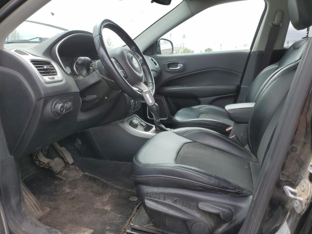 2018 Jeep Compass Latitude VIN: 3C4NJDBB1JT127966 Lot: 56780945