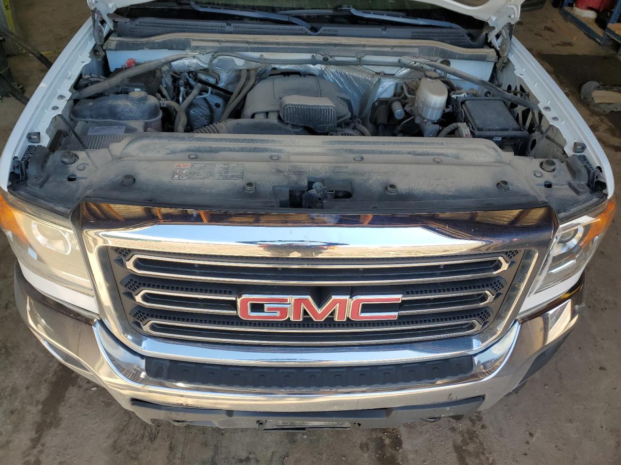 2018 GMC Sierra K2500 Heavy Duty VIN: 1GT12REGXJF264379 Lot: 57979965