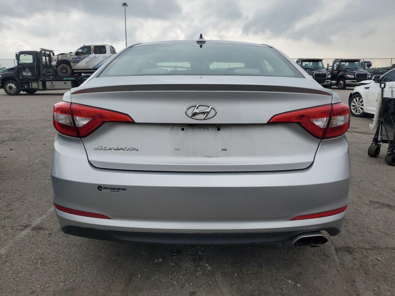 2015 Hyundai Sonata Se VIN: 5NPE24AF8FH203496 Lot: 57033595