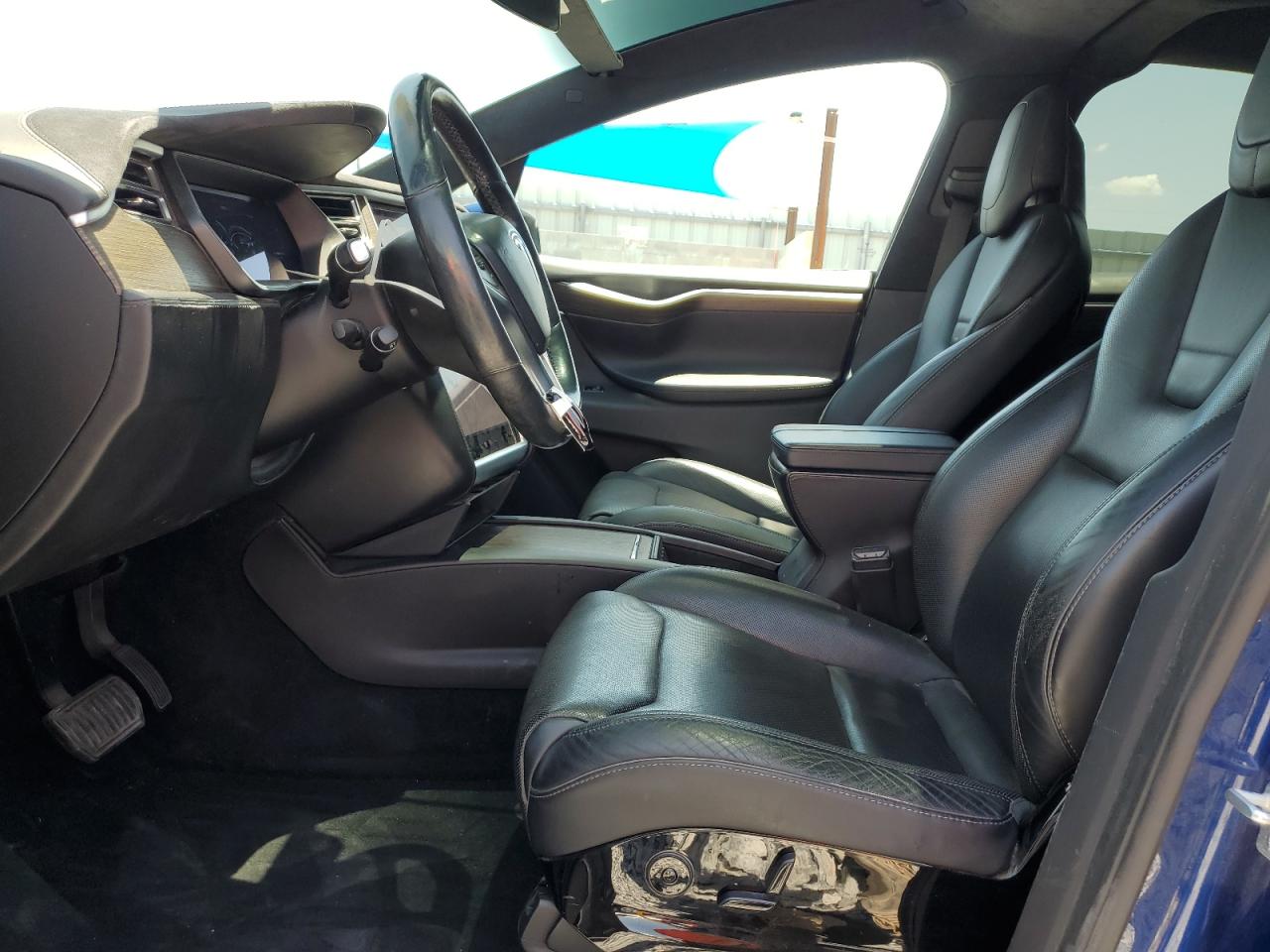 2016 Tesla Model X VIN: 5YJXCAE29GF001522 Lot: 56571115