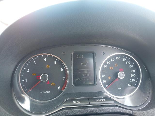 2013 VOLKSWAGEN POLO