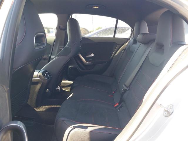 2020 MERCEDES-BENZ A 180 AMG LINE EXECUTIVE 