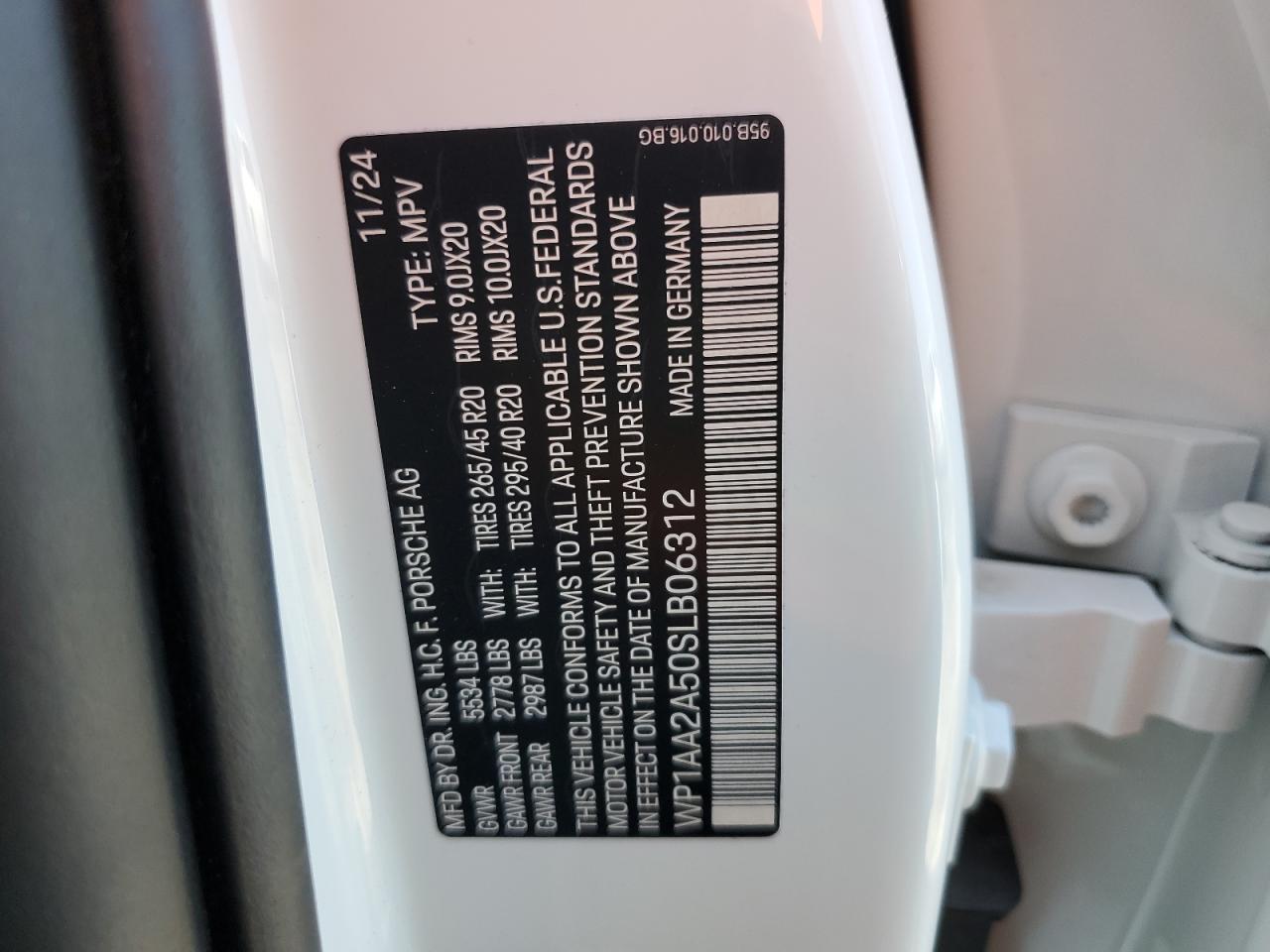 2025 Porsche Macan Base VIN: WP1AA2A50SLB06312 Lot: 56233195