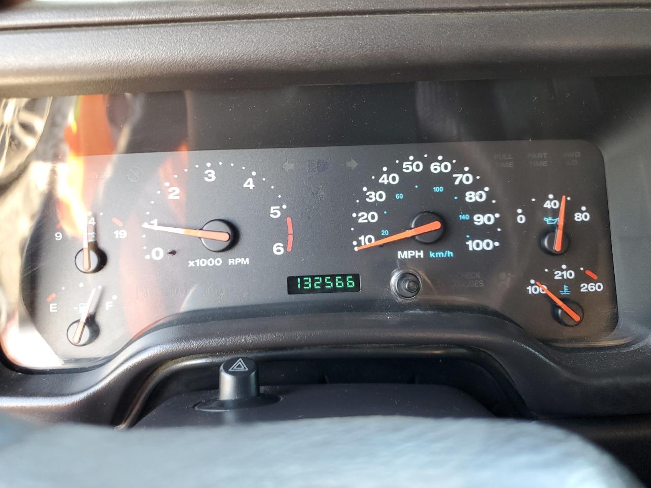 2002 Jeep Wrangler / Tj X VIN: 1J4FA39S92P729342 Lot: 56130275