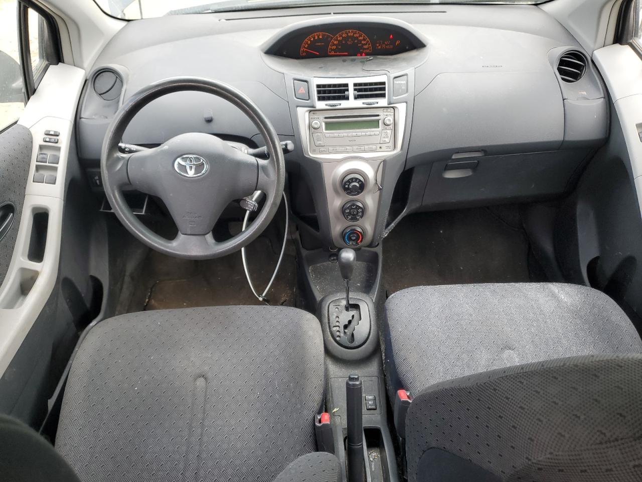 2009 Toyota Yaris VIN: JTDKT923495252586 Lot: 56750545