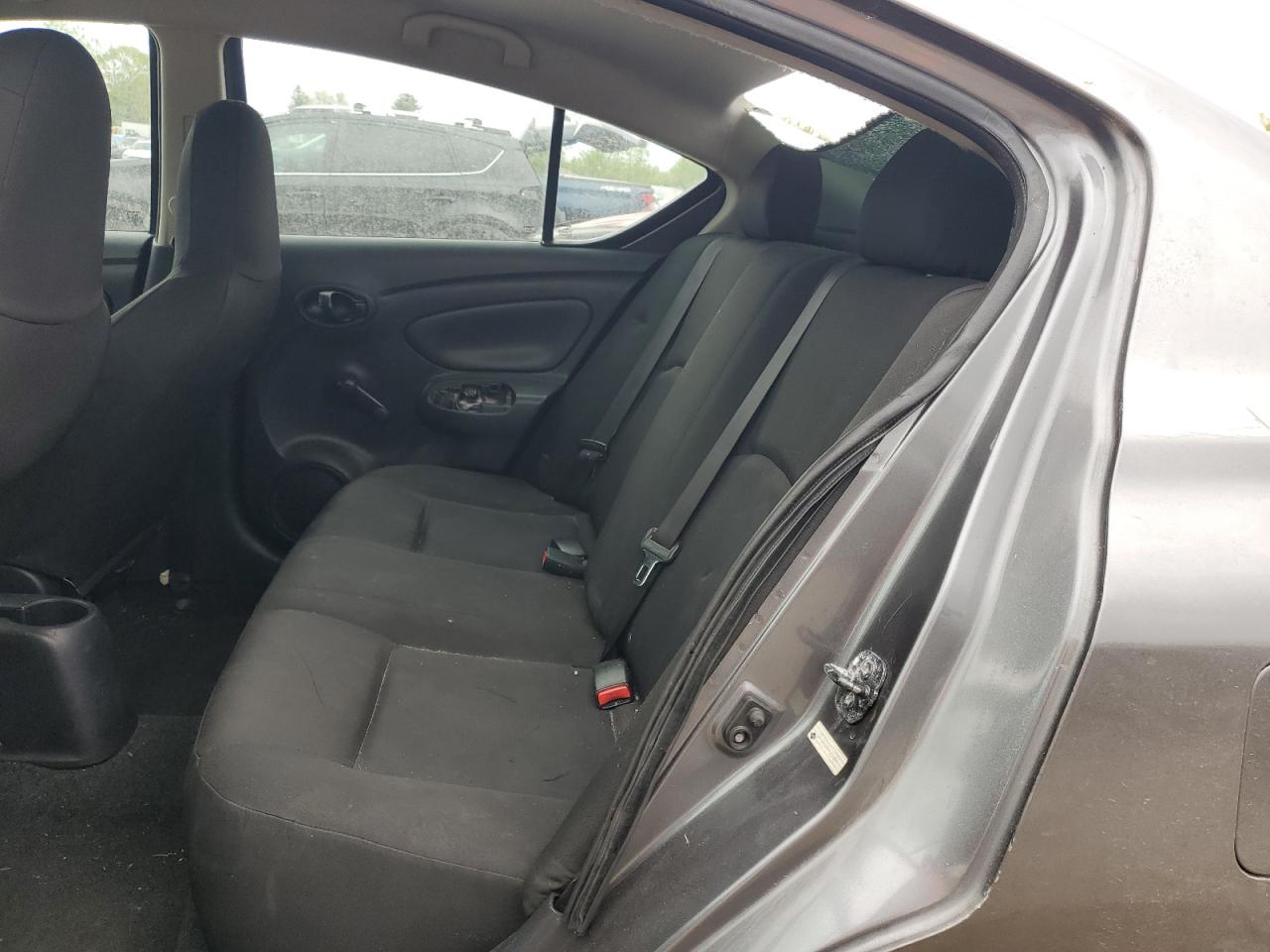 2017 Nissan Versa S VIN: 3N1CN7AP2HL821914 Lot: 56948005