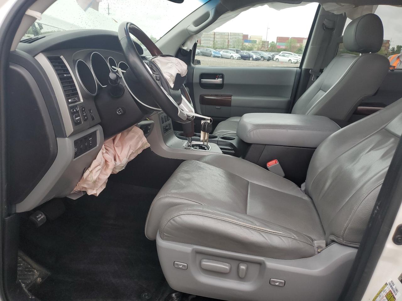 2016 Toyota Sequoia Platinum VIN: 5TDDY5G14GS134488 Lot: 56822145