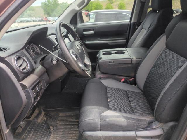 Pickups TOYOTA TUNDRA 2017 Brązowy
