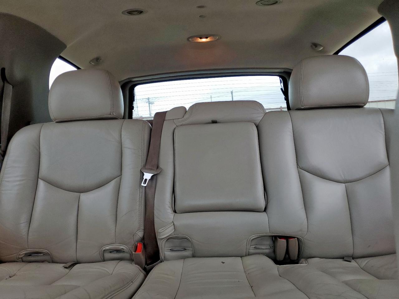 2003 Chevrolet Tahoe C1500 VIN: 1GNEC13Z83R193034 Lot: 57474725
