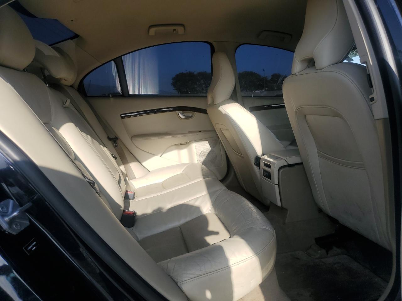 2015 Volvo S80 Premier+ VIN: YV126MAC2F1184684 Lot: 55066395