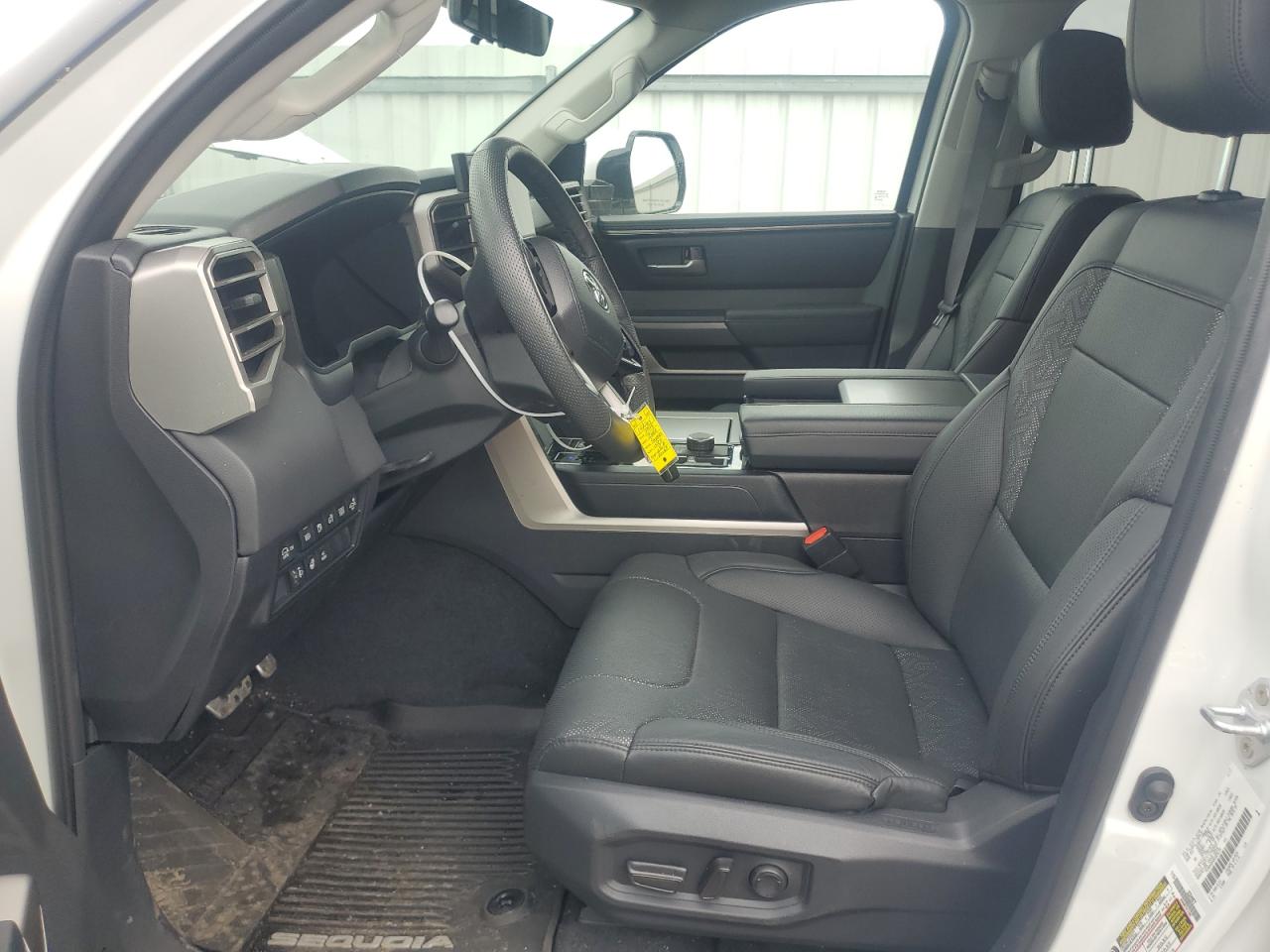 2024 Toyota Sequoia Sr5 VIN: 7SVAAABA4RX028228 Lot: 57059315