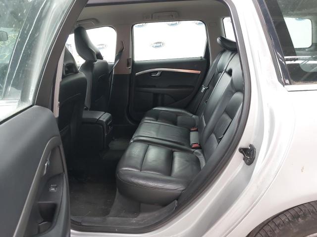 2010 VOLVO V70 SE D A