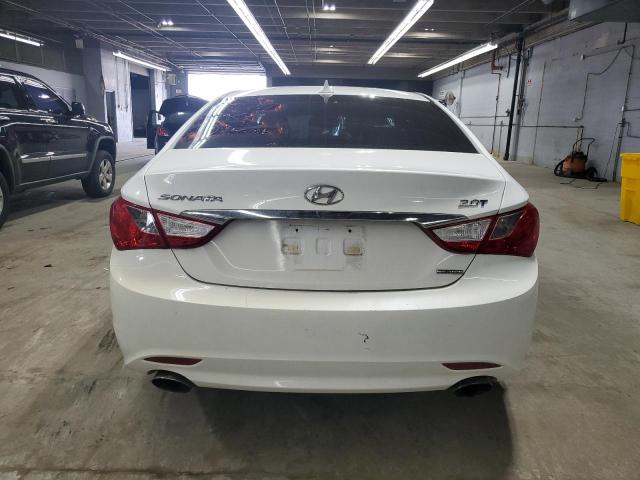 Sedans HYUNDAI SONATA 2013 Biały