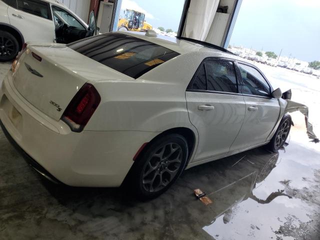 Sedans CHRYSLER 300 2016 White