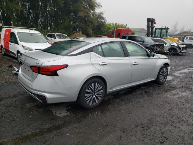  NISSAN ALTIMA 2024 Srebrny