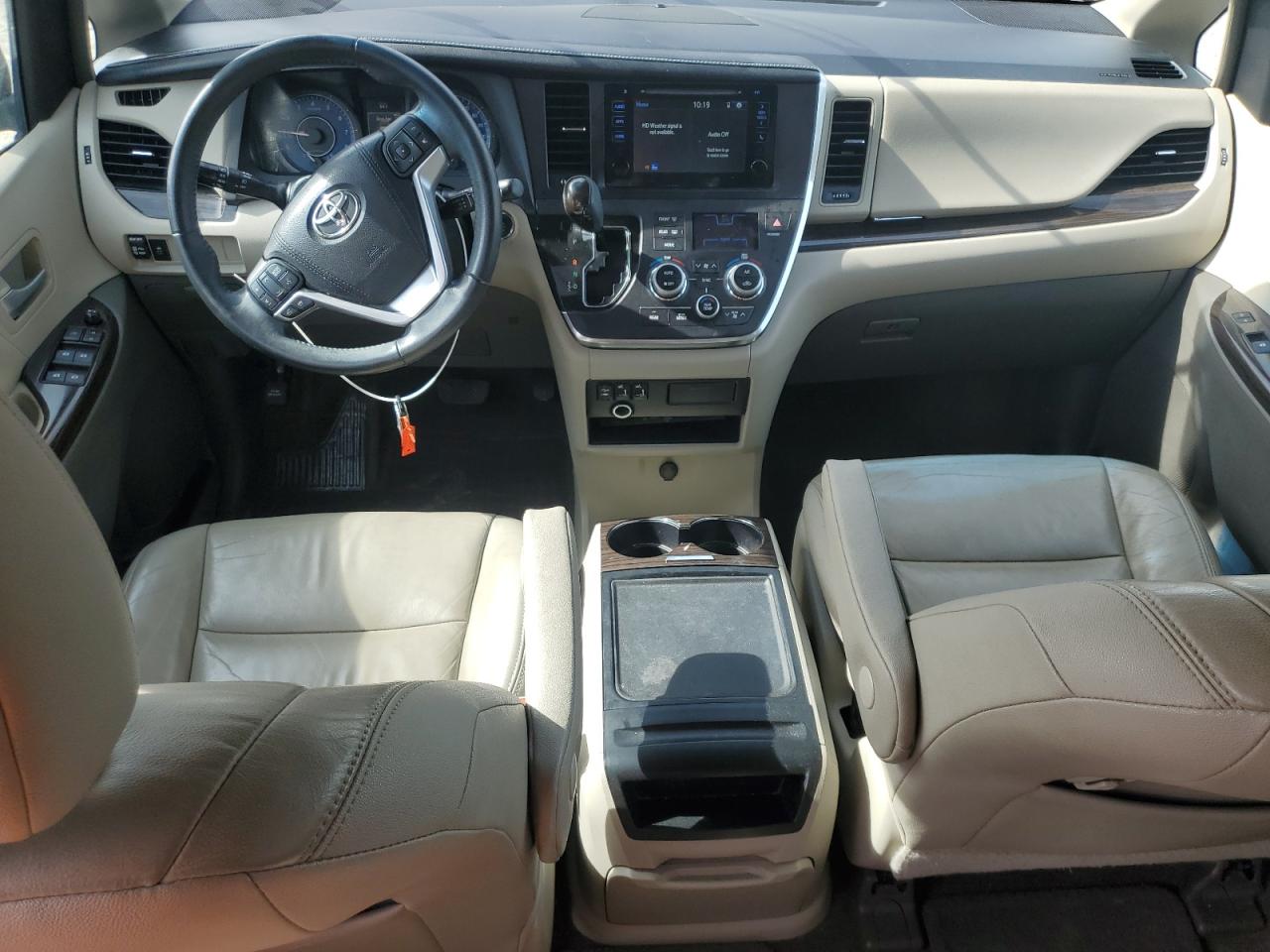 2016 Toyota Sienna Xle VIN: 5TDYK3DC5GS740072 Lot: 56295485
