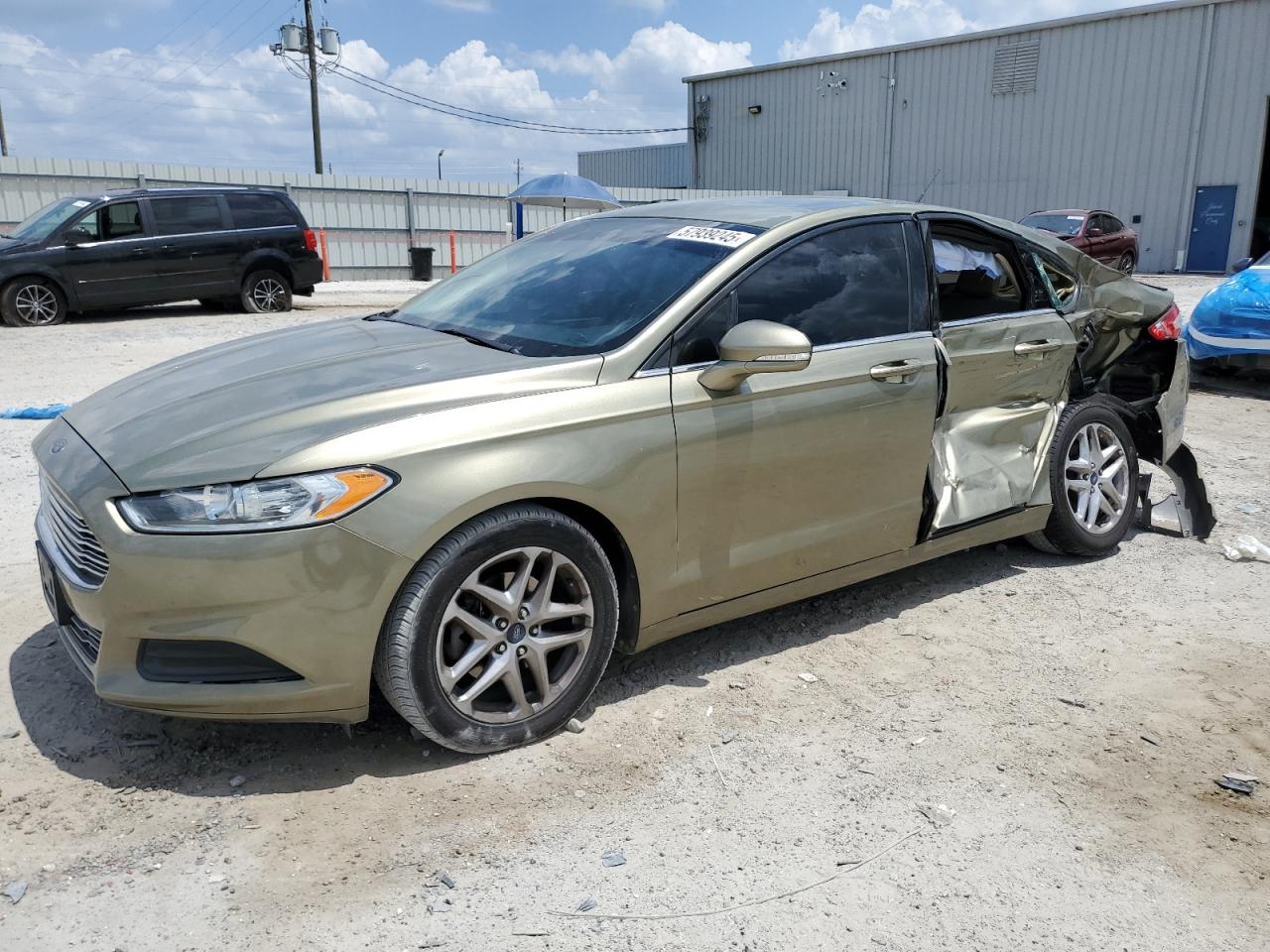 2013 Ford Fusion Se للبيع في Jacksonville، FL - Side