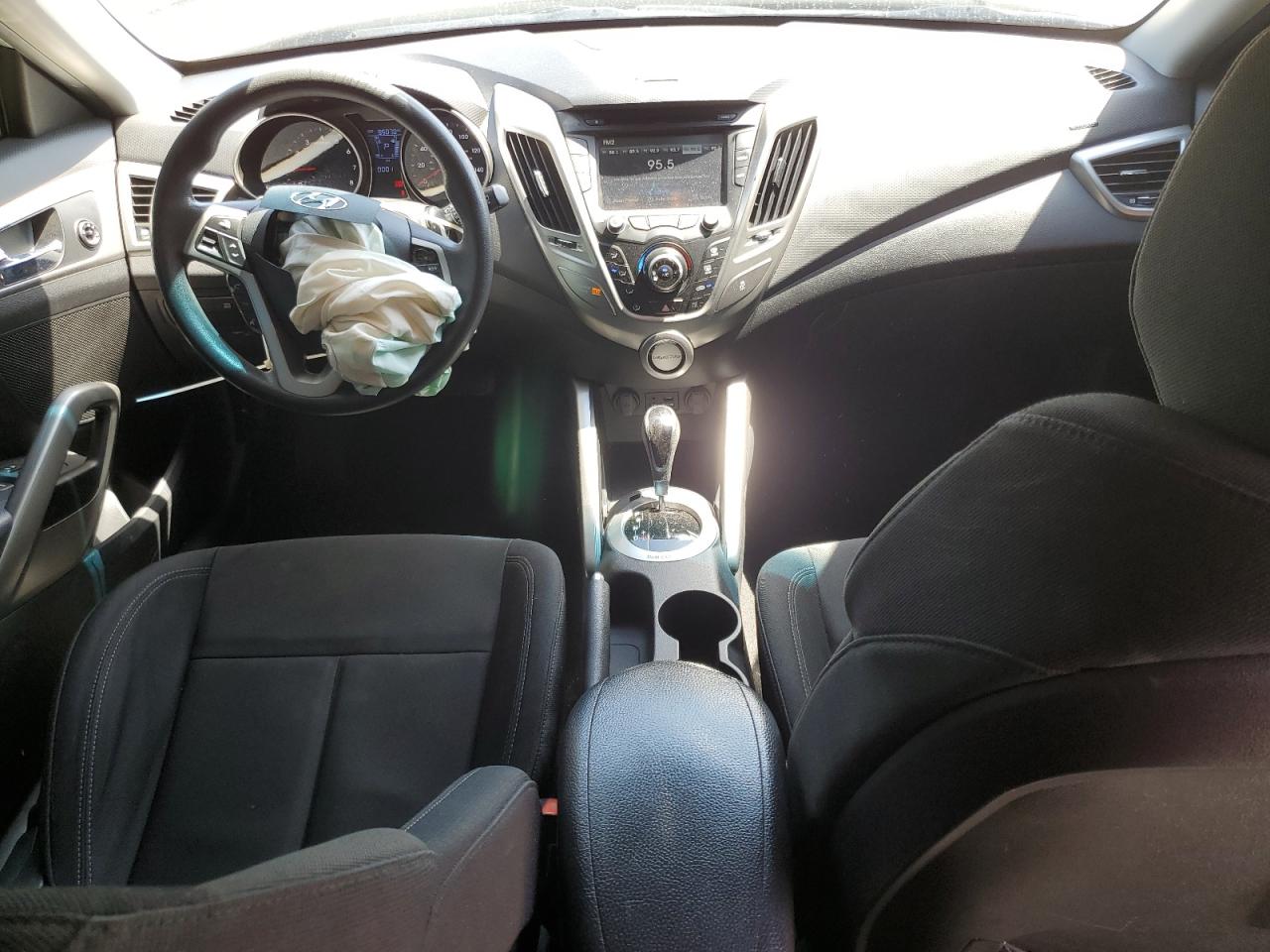 2015 Hyundai Veloster VIN: KMHTC6AD5FU227190 Lot: 57411115