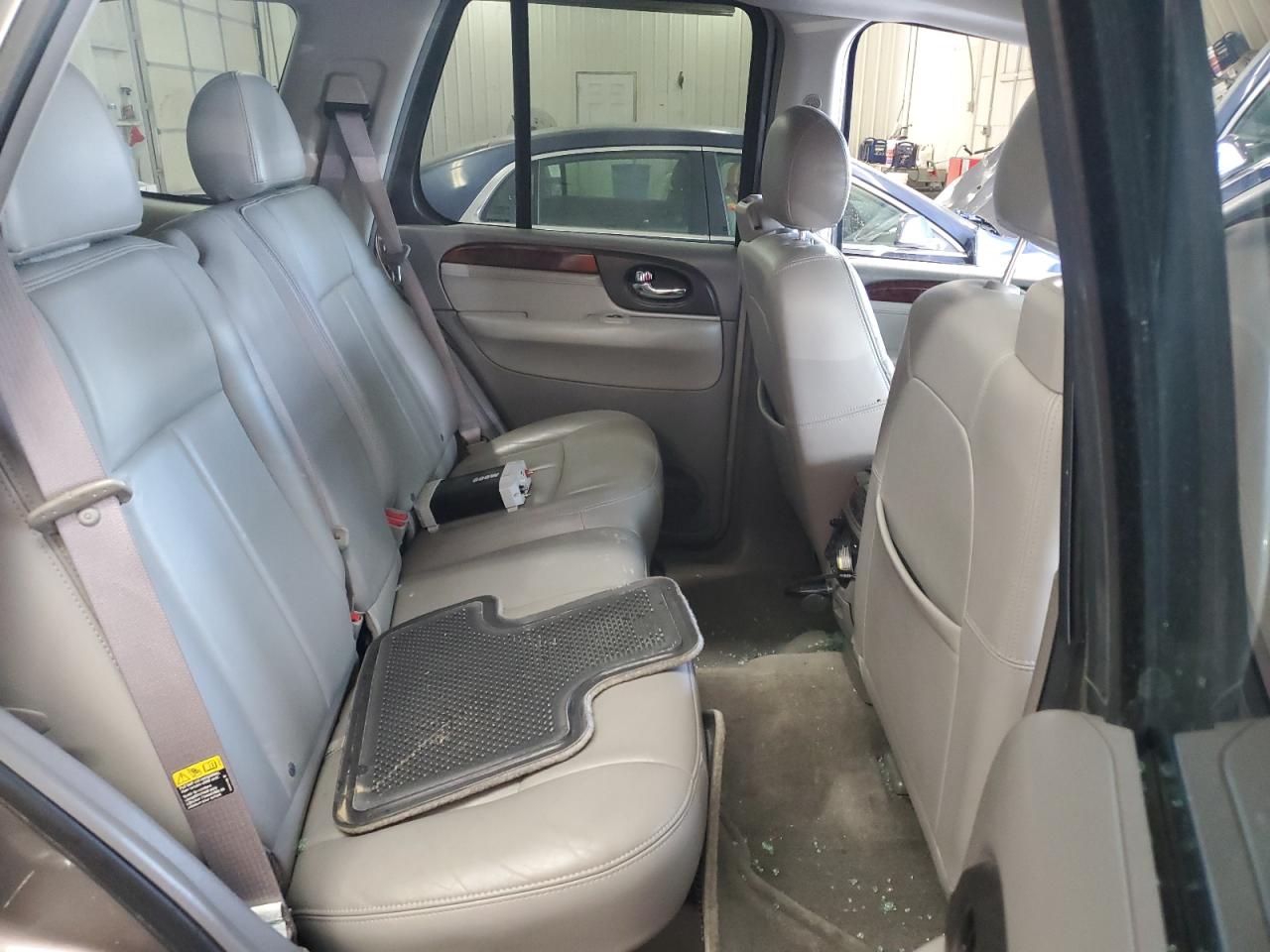 2005 GMC Envoy VIN: 1GKDS13S152270398 Lot: 56160625