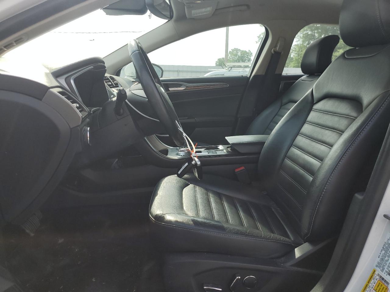 2018 Ford Fusion Se Hybrid VIN: 3FA6P0LU7JR171792 Lot: 54043025