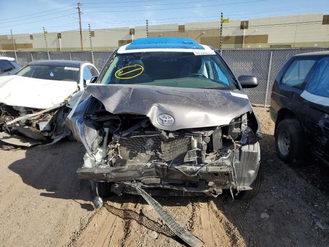  TOYOTA SIENNA 2015 Угольный